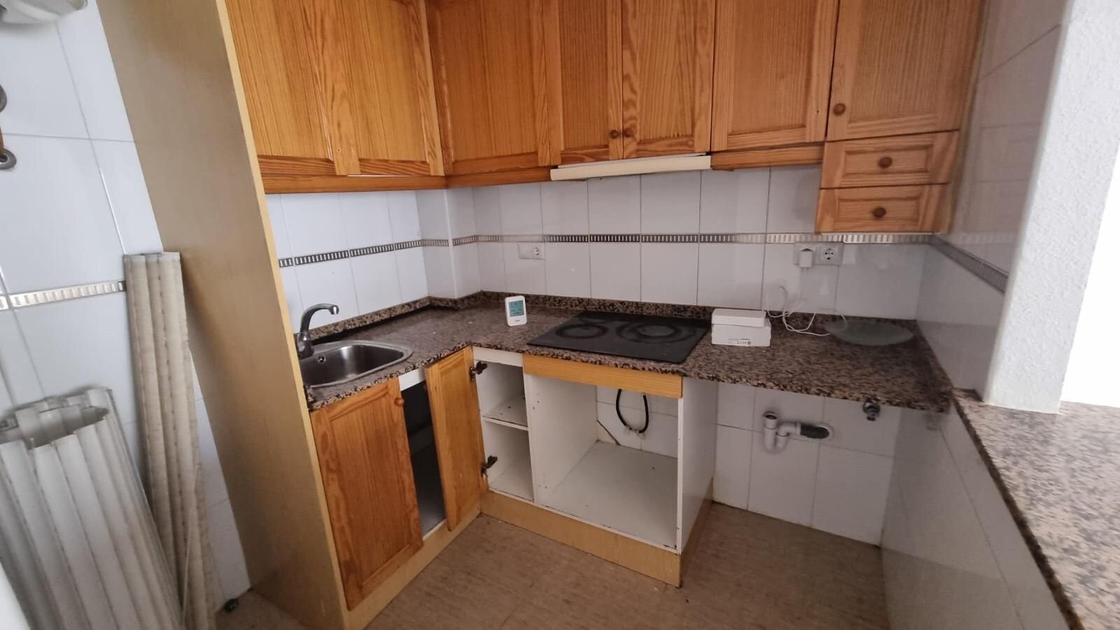 2-Bedroom Apartment in Centro, Torrevieja - Image 7
