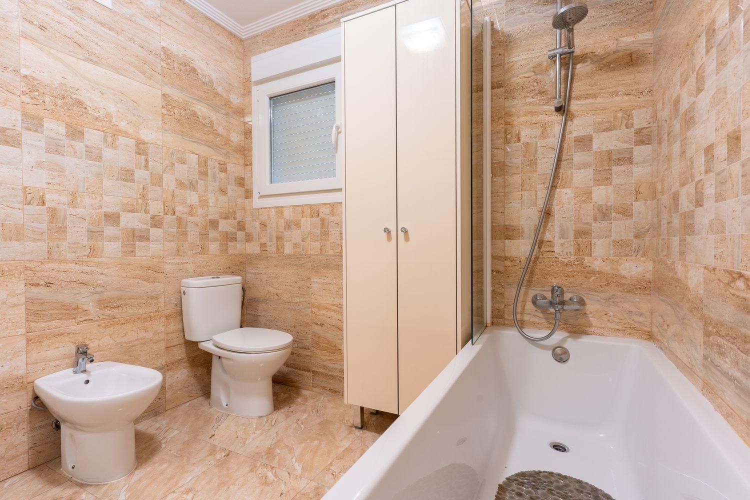 7-Bedroom Villa in Los Balcones - Los Altos del Edén, Torrevieja - Image 43