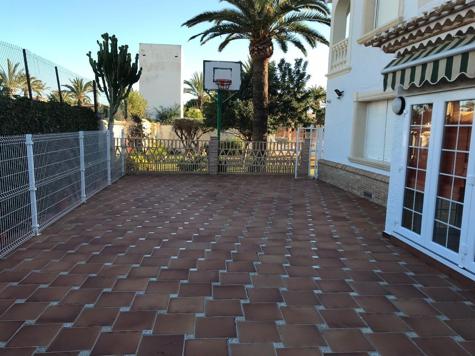 7-Bedroom Villa in Costa Blanca, Cabo Roig - Image 8