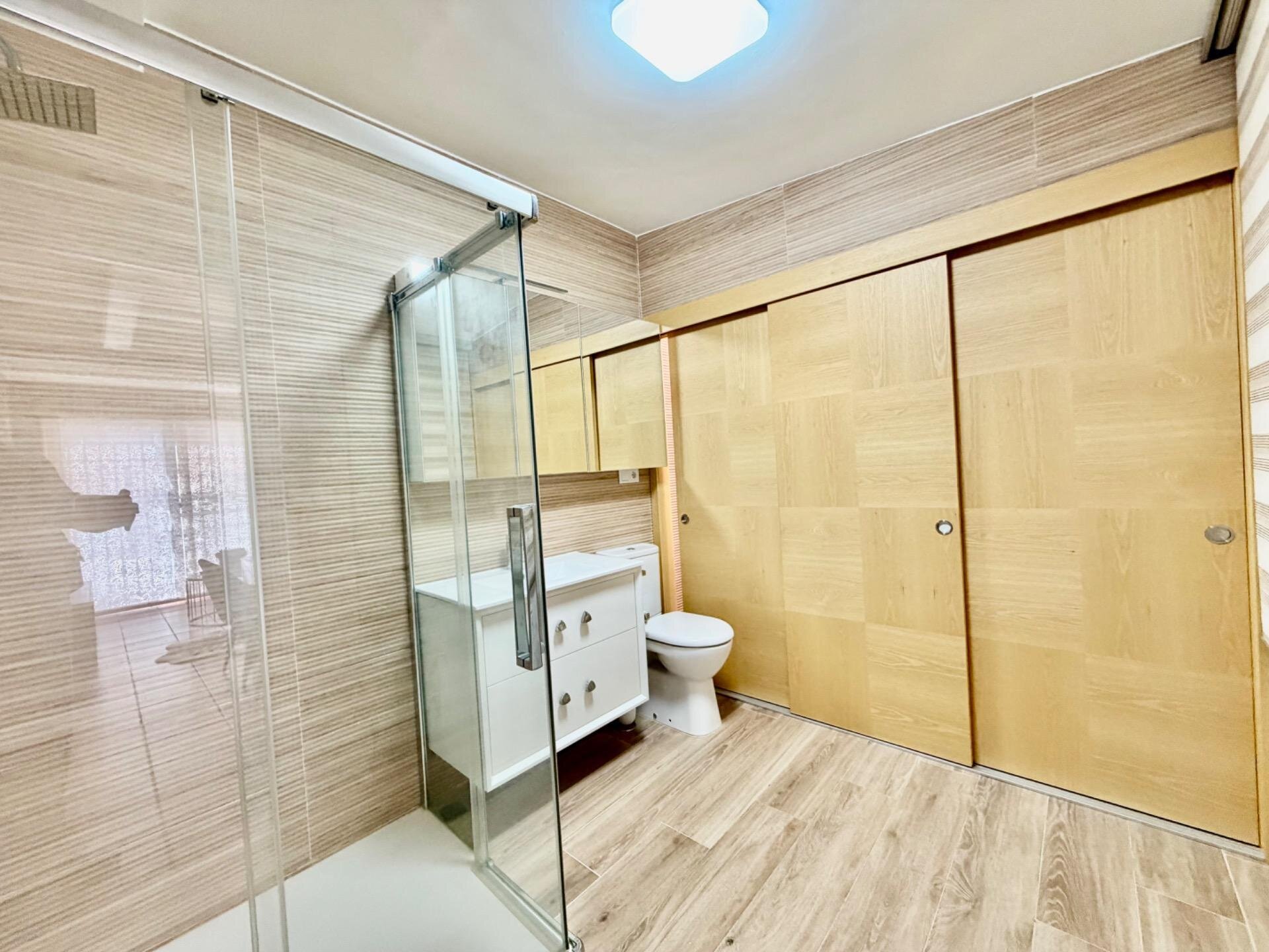 4-Bedroom House in La Zenia, Orihuela Costa - Image 14