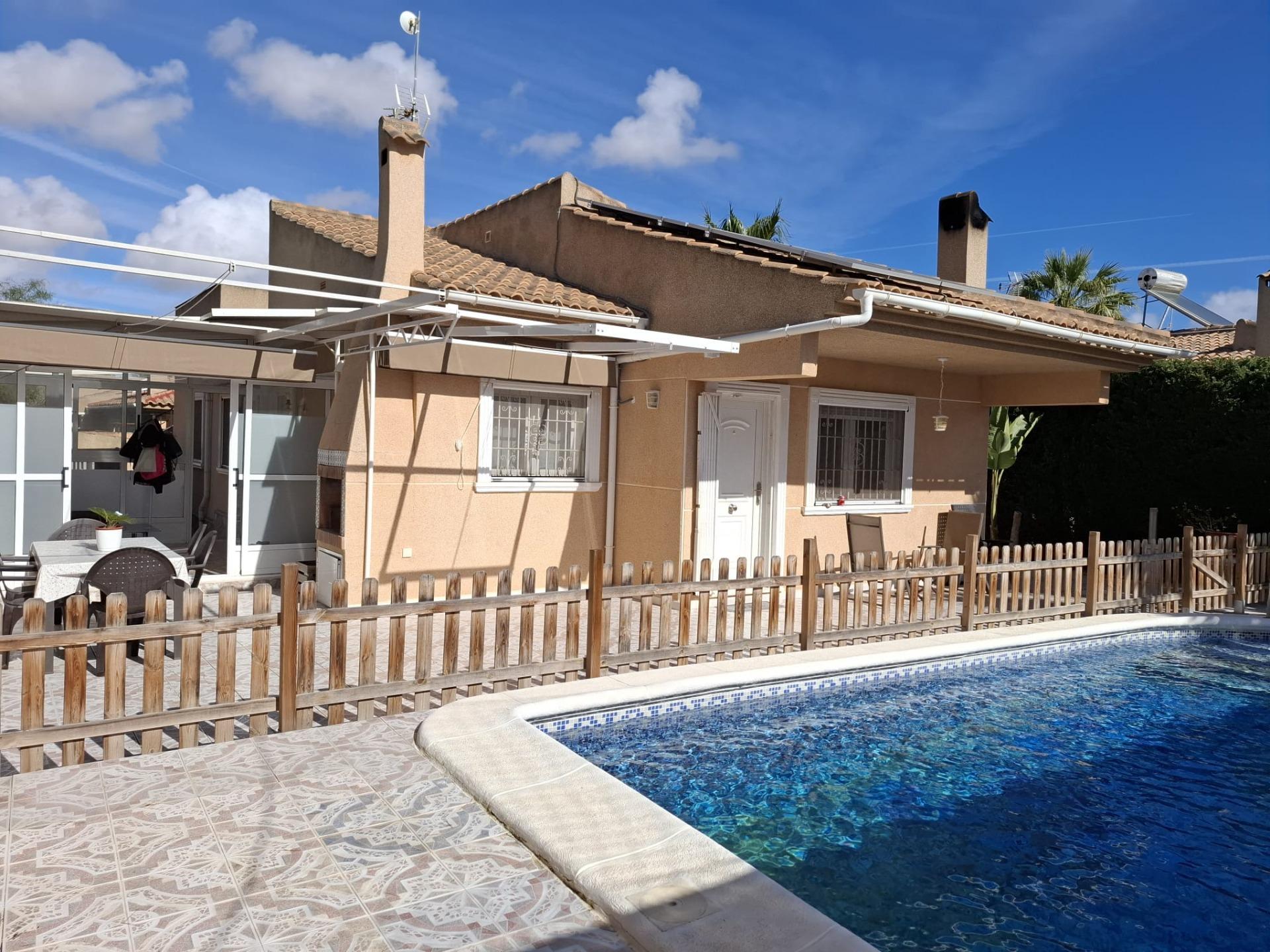 3-Bedroom House in Torrevieja - Image 13