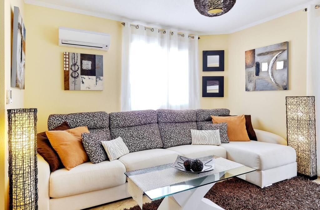3-Bedroom Apartment in Altos de Campoamor, Orihuela Costa - Image 2
