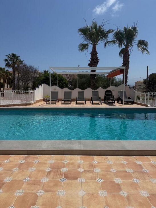 3-Bedroom Villa in Comunidad Valenciana, Almoradi - Image 10