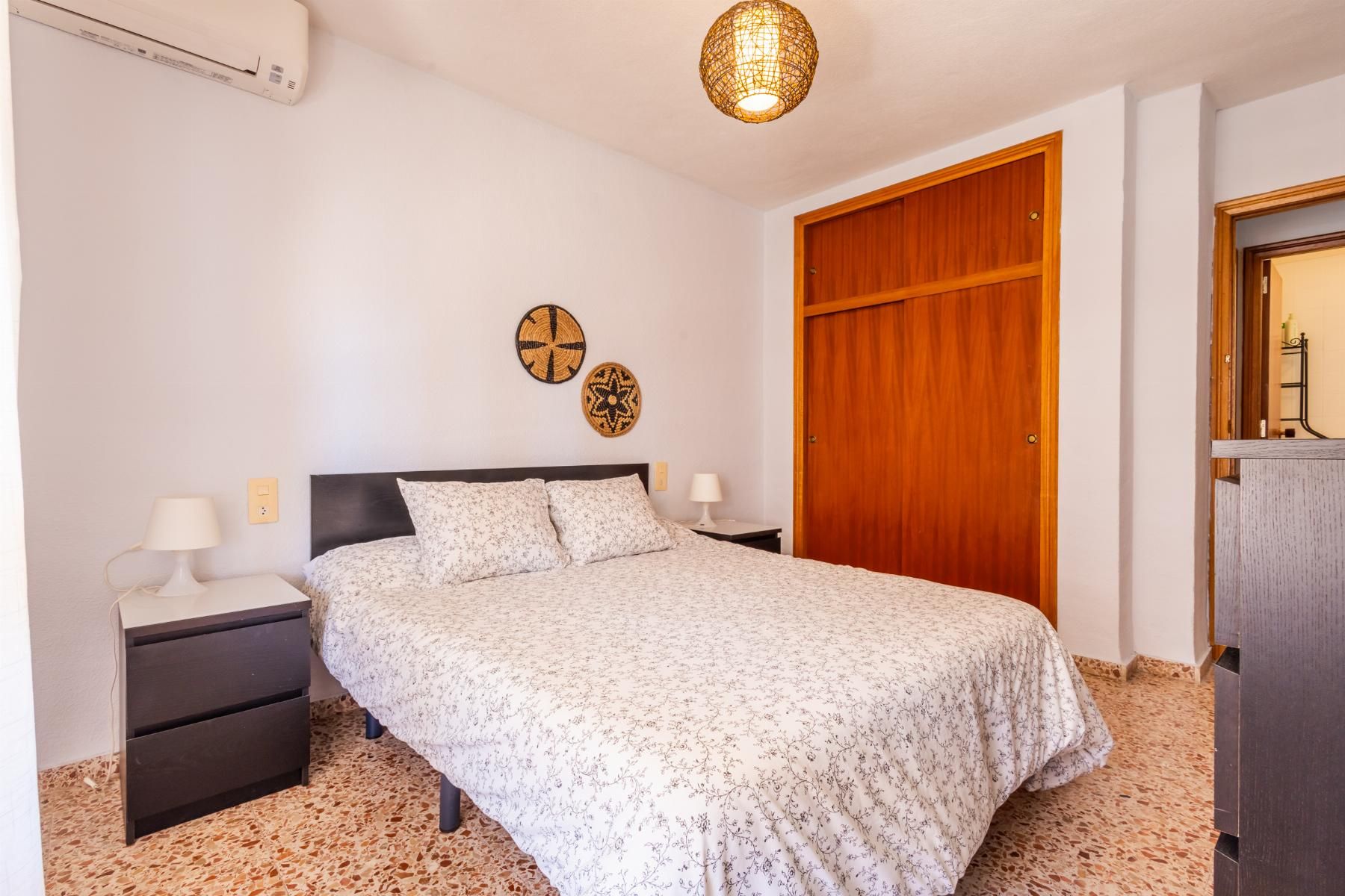 3-Bedroom Apartment in Acequion, Torrevieja - Image 17