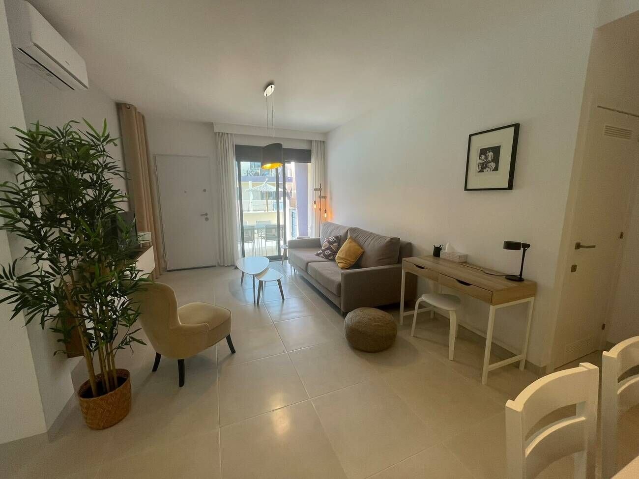 2-Bedroom Apartment in La Torre de la Horadada, Pilar de la Horadada - Image 10