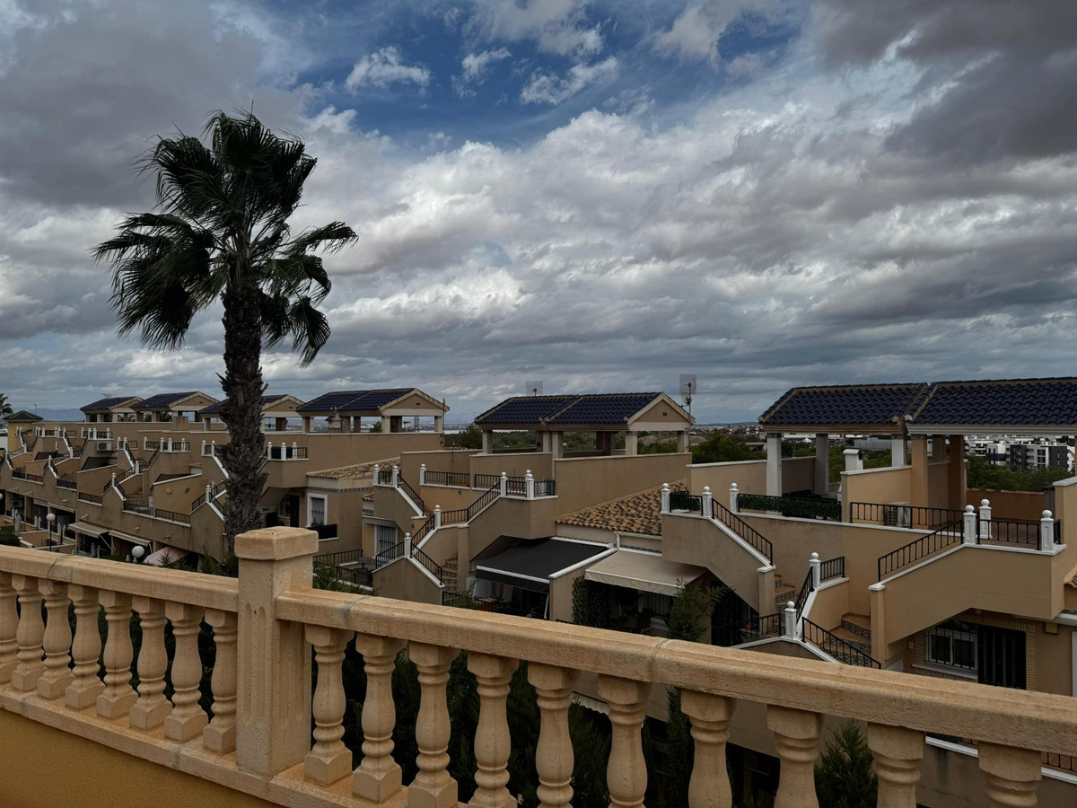 Bungalow" → "Bungalow de 4 Chambres à, Orihuela Costa | S... - Image 20