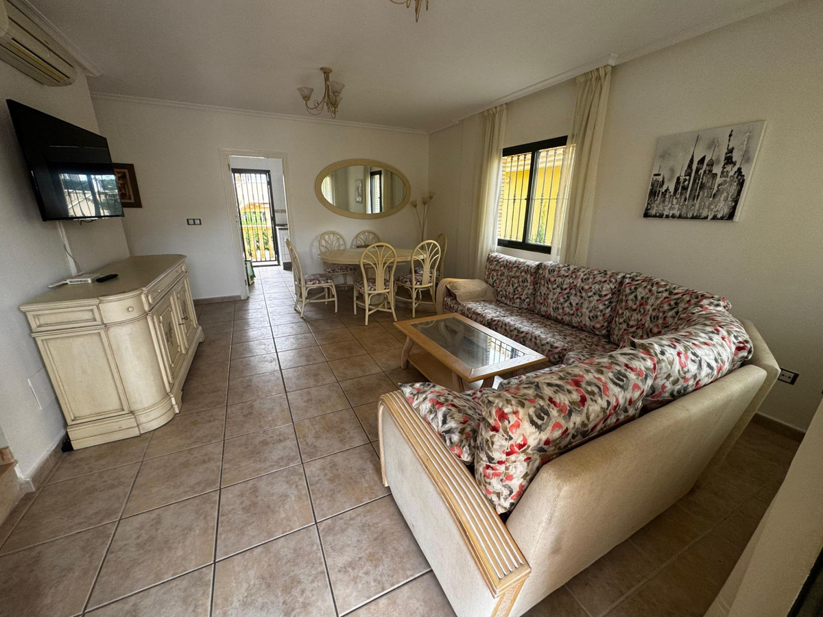 Bungalow" → "Bungalow de 4 Chambres à, Orihuela Costa | S... - Image 21