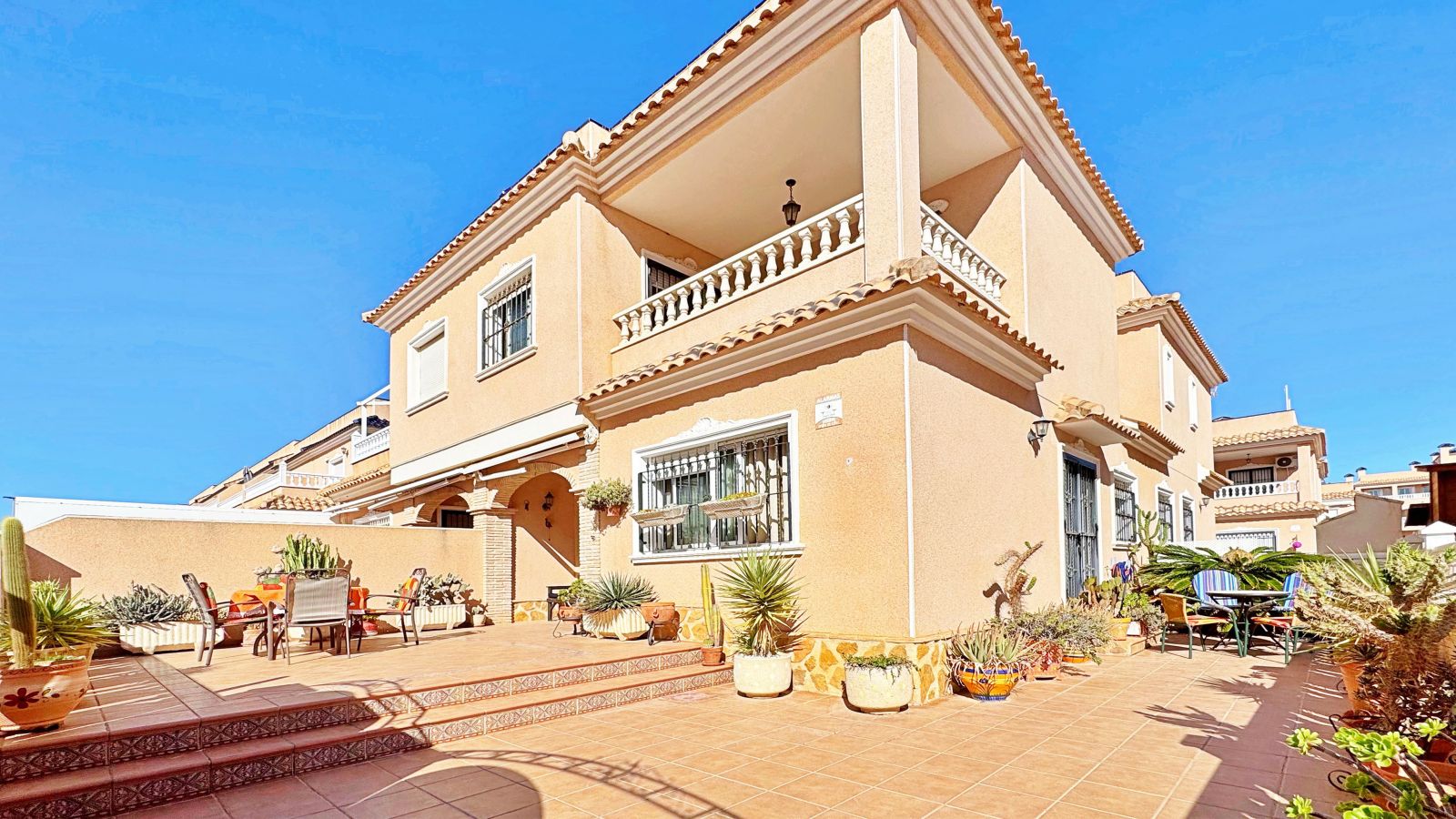 3-Bedroom House in Los Dolses, Orihuela Costa - Image 1
