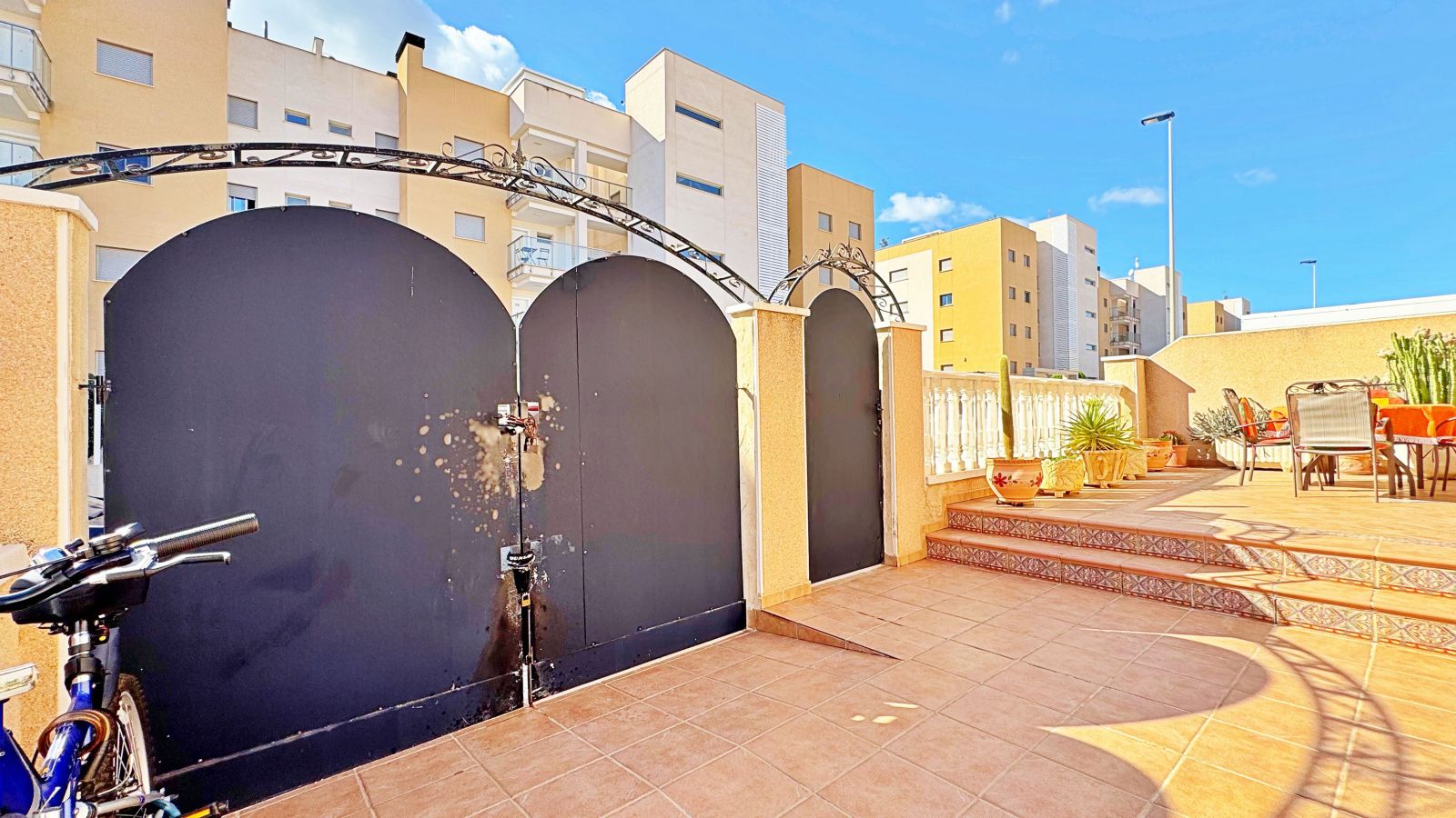 3-Bedroom House in Los Dolses, Orihuela Costa - Image 35
