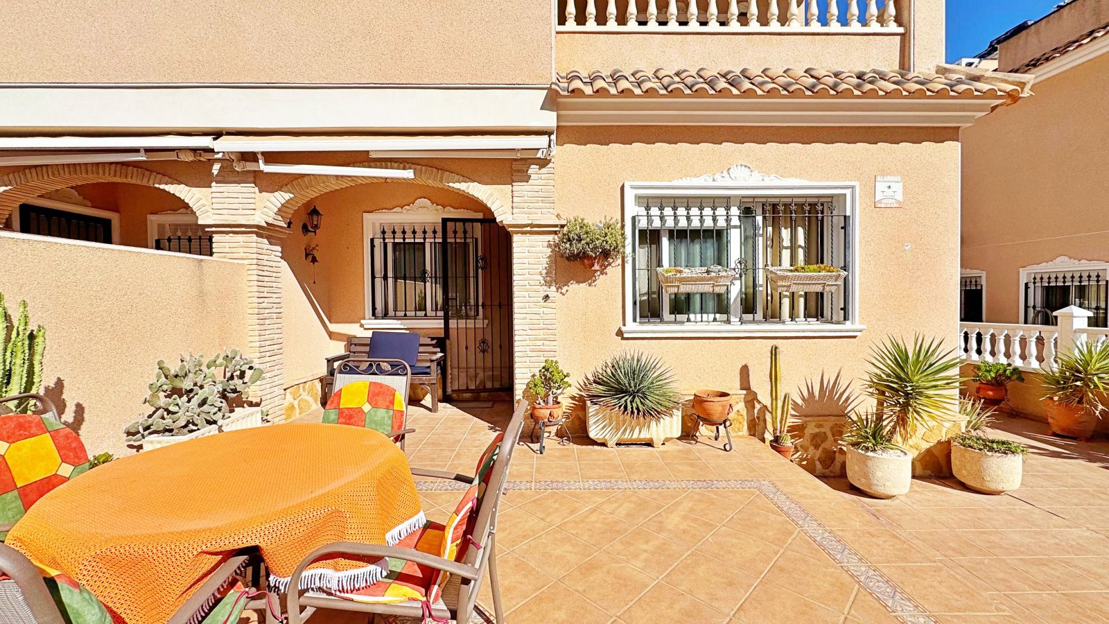 3-Bedroom House in Los Dolses, Orihuela Costa - Image 4