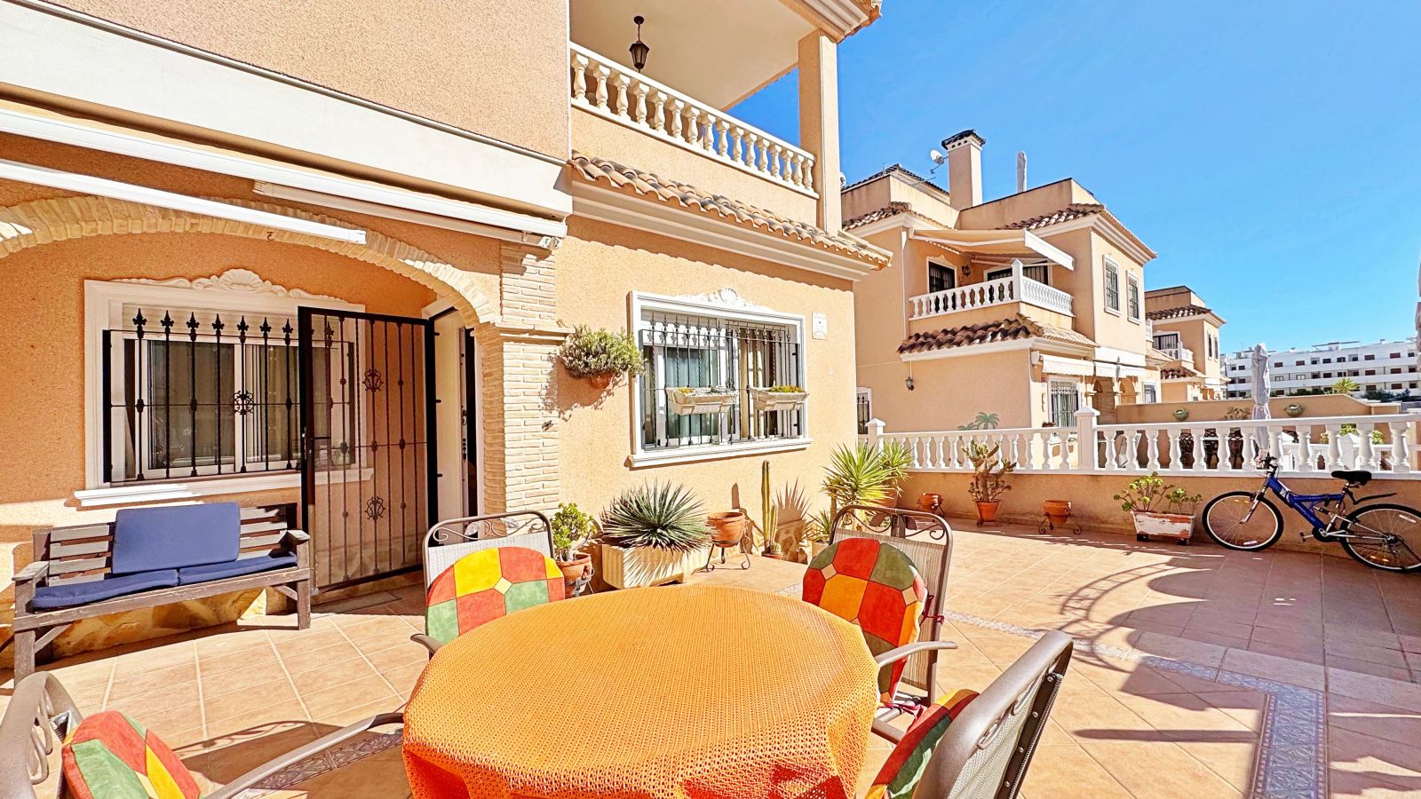 3-Bedroom House in Los Dolses, Orihuela Costa - Image 5