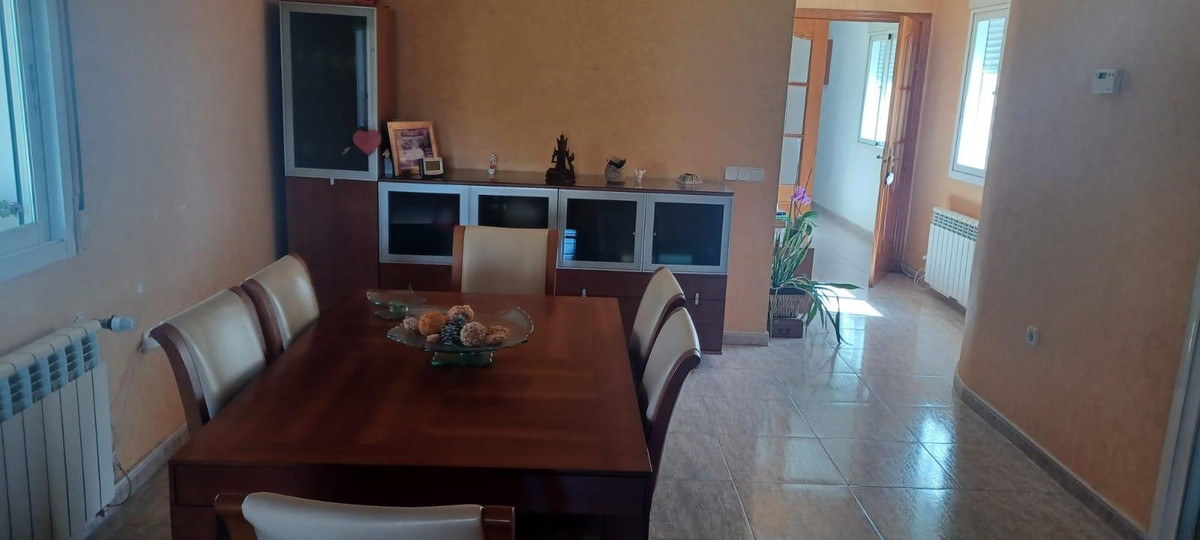 4-Bedroom Detached House in La Nucia | Sunny Casas - Cos... - Image 3
