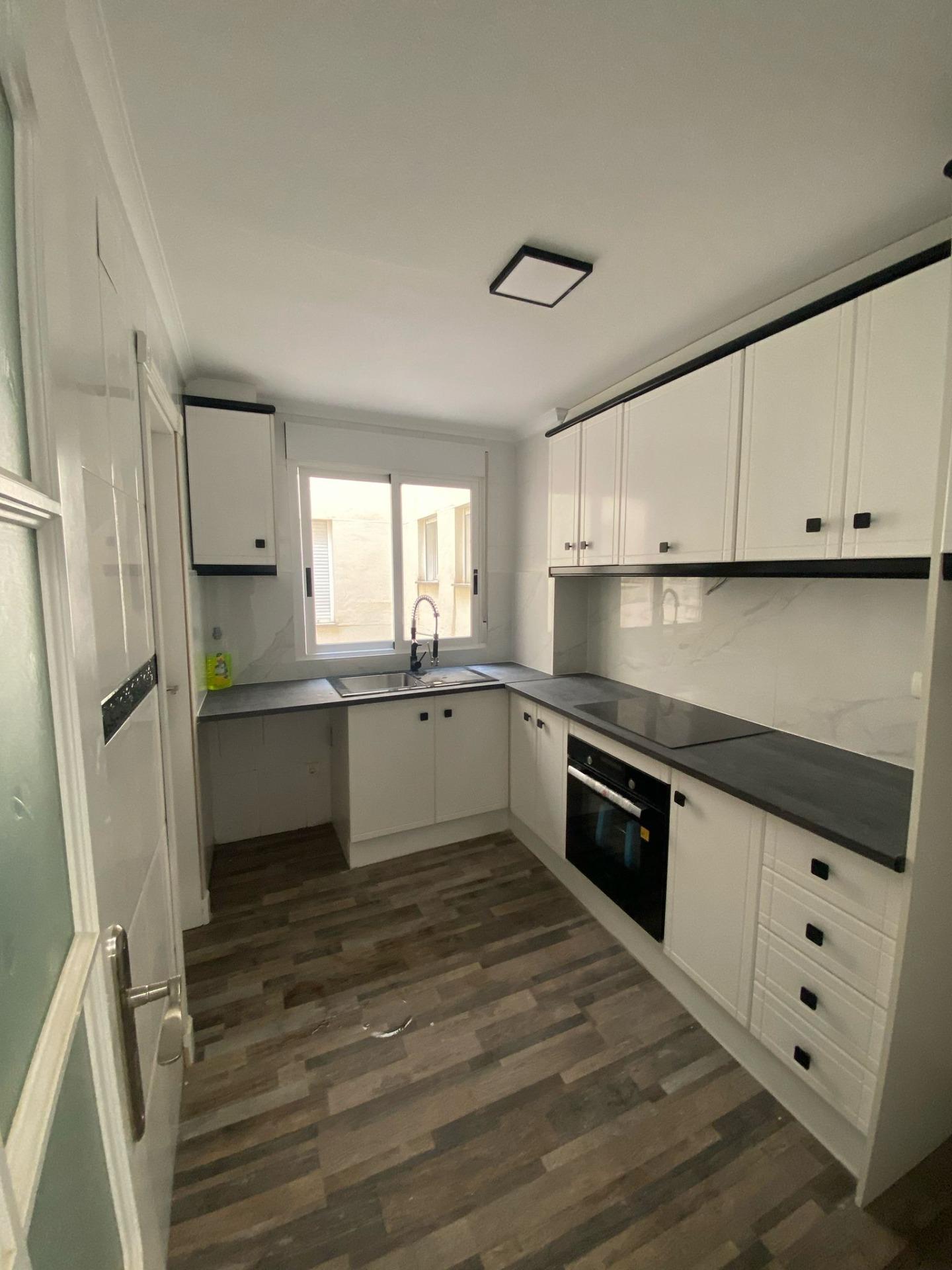 2-Bedroom Apartment in Pueblo 9, San Miguel de Salinas - Image 20