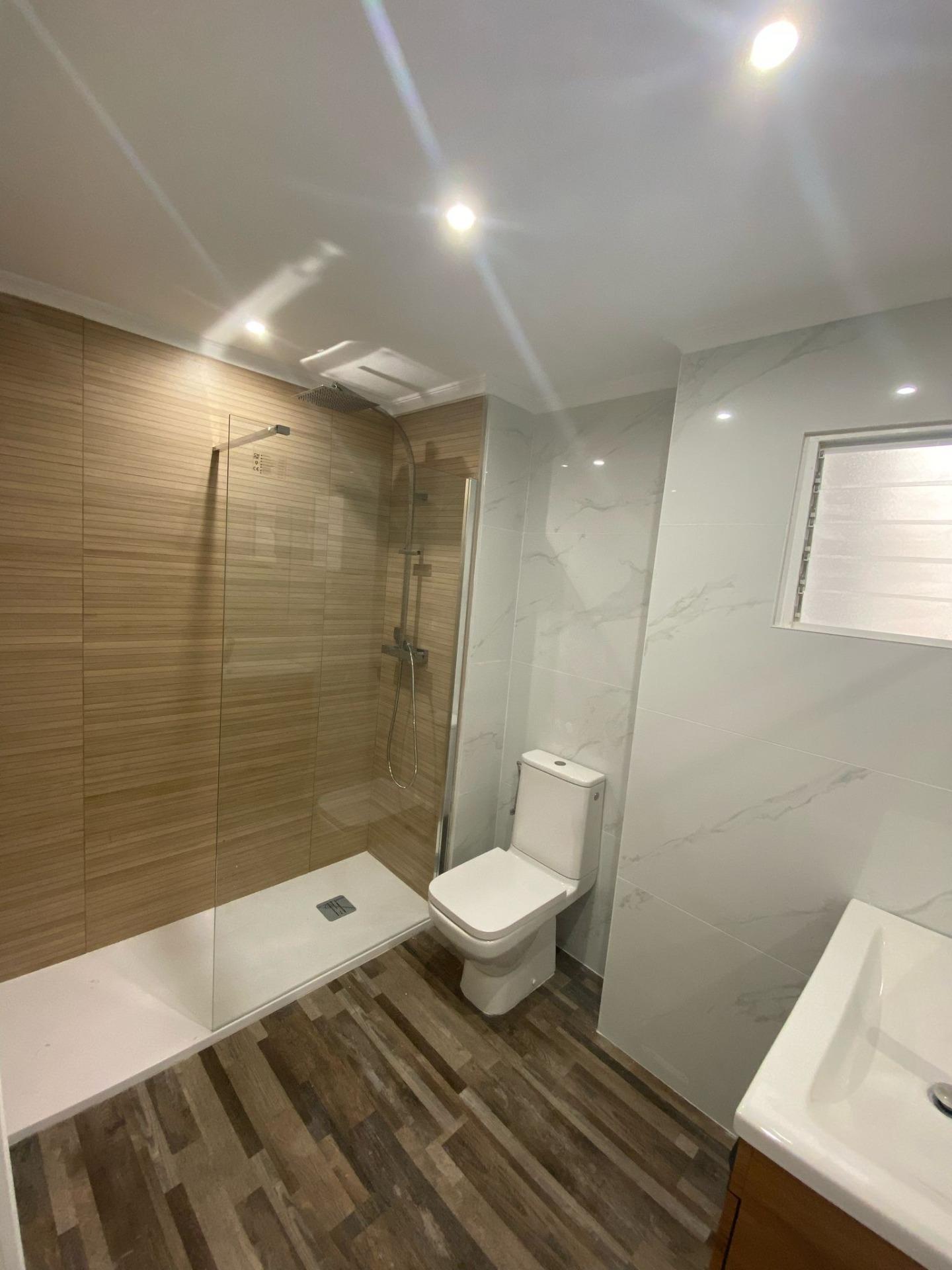 2-Bedroom Apartment in Pueblo 9, San Miguel de Salinas - Image 29