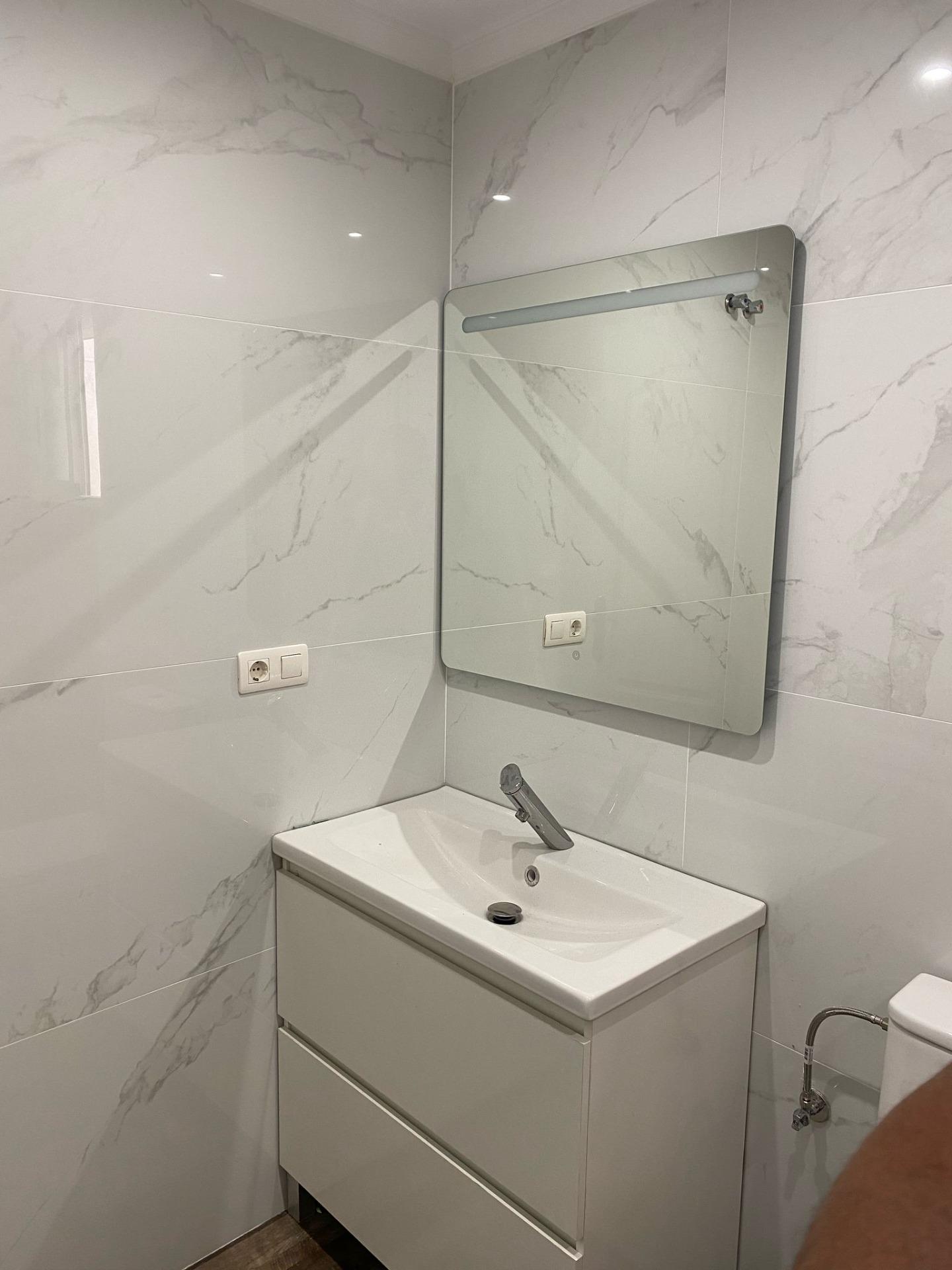 2-Bedroom Apartment in Pueblo 9, San Miguel de Salinas - Image 31