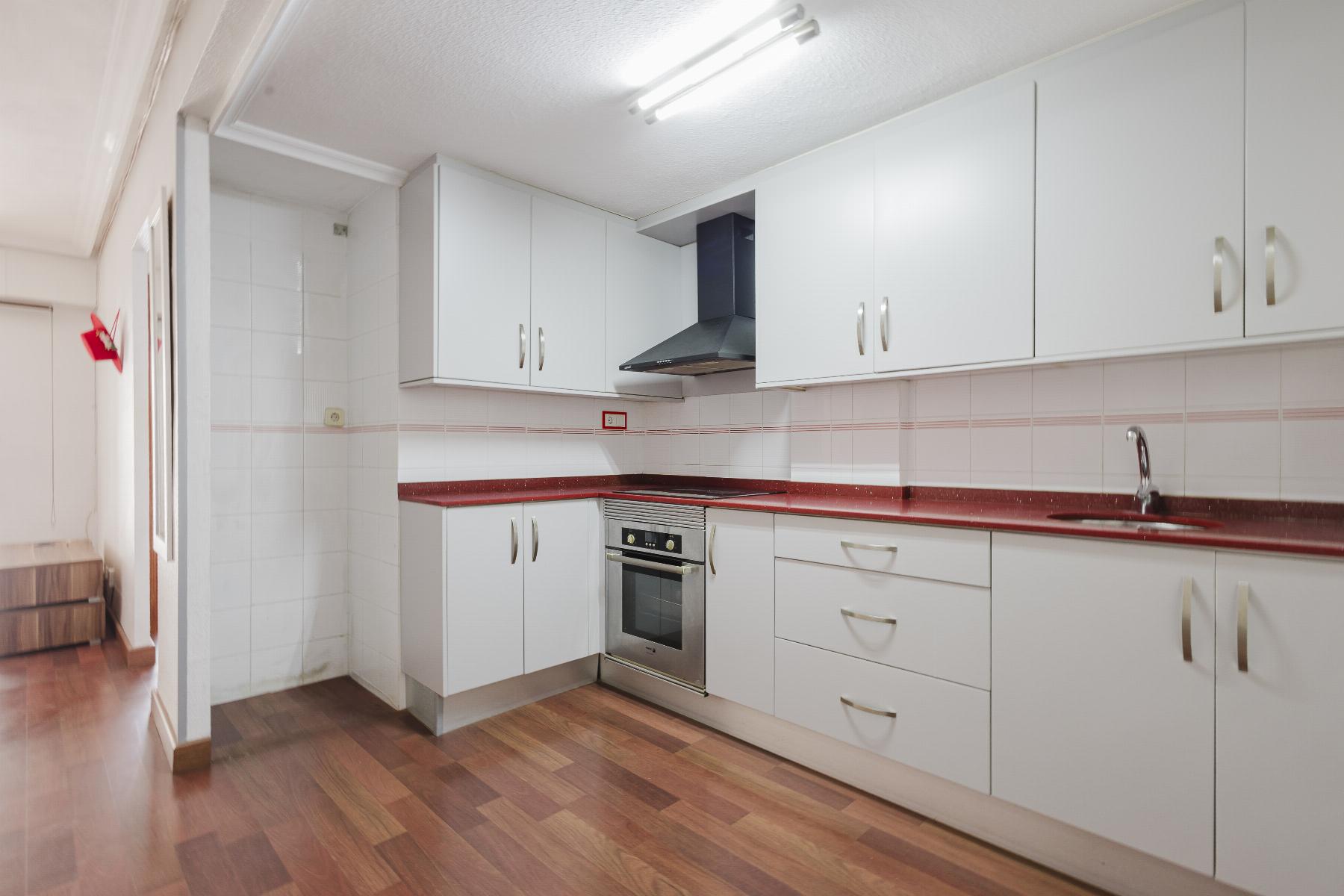 3-Bedroom Apartment in Acequion, Torrevieja - Image 12