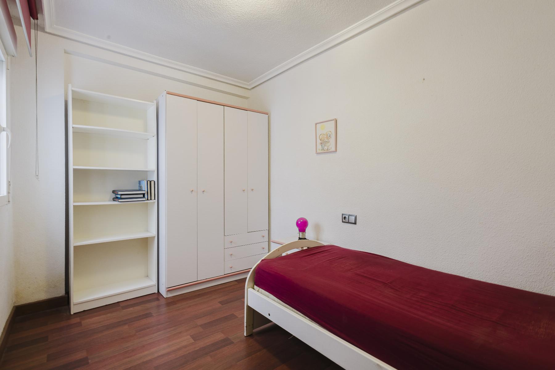 3-Bedroom Apartment in Acequion, Torrevieja - Image 17