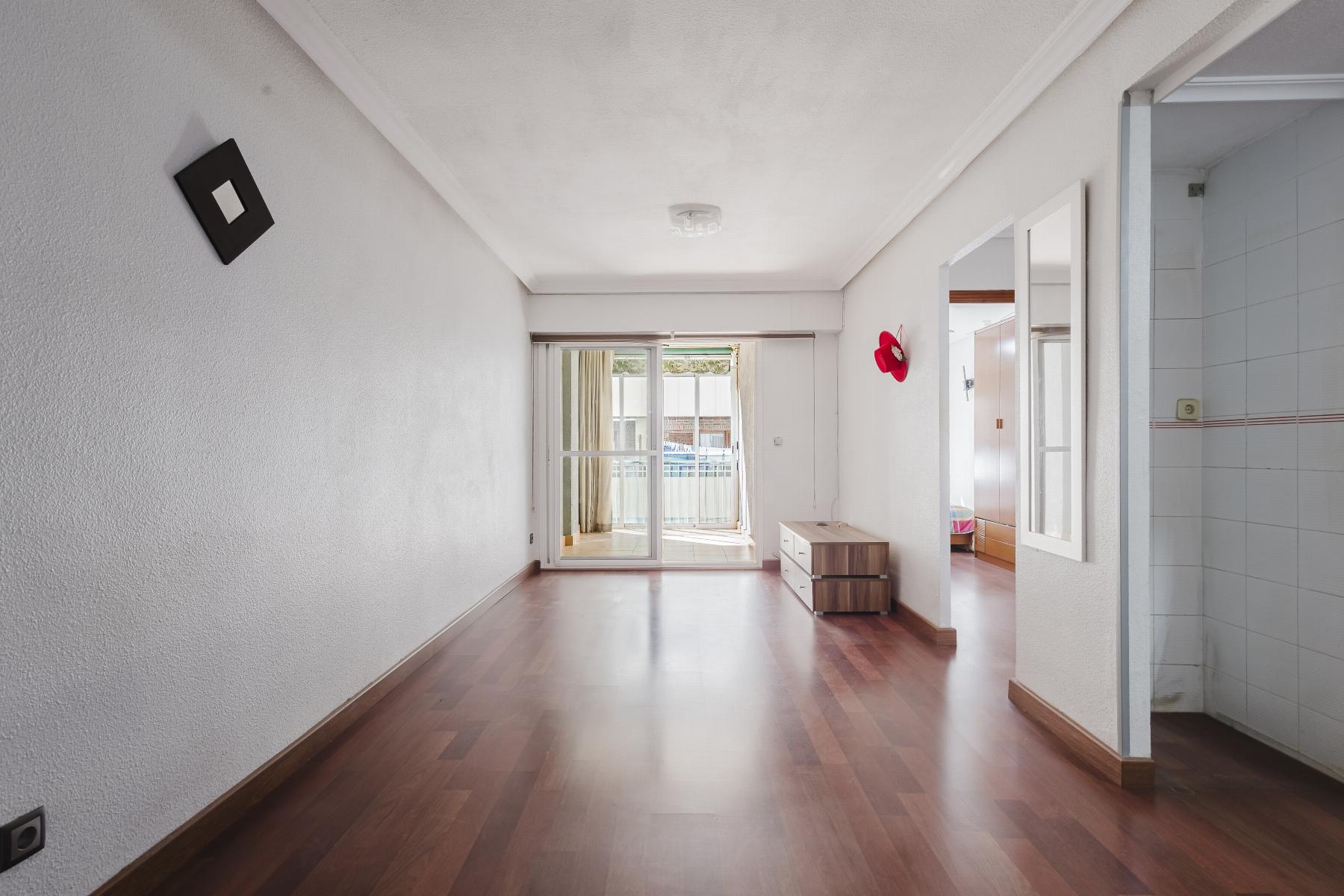 3-Bedroom Apartment in Acequion, Torrevieja - Image 7