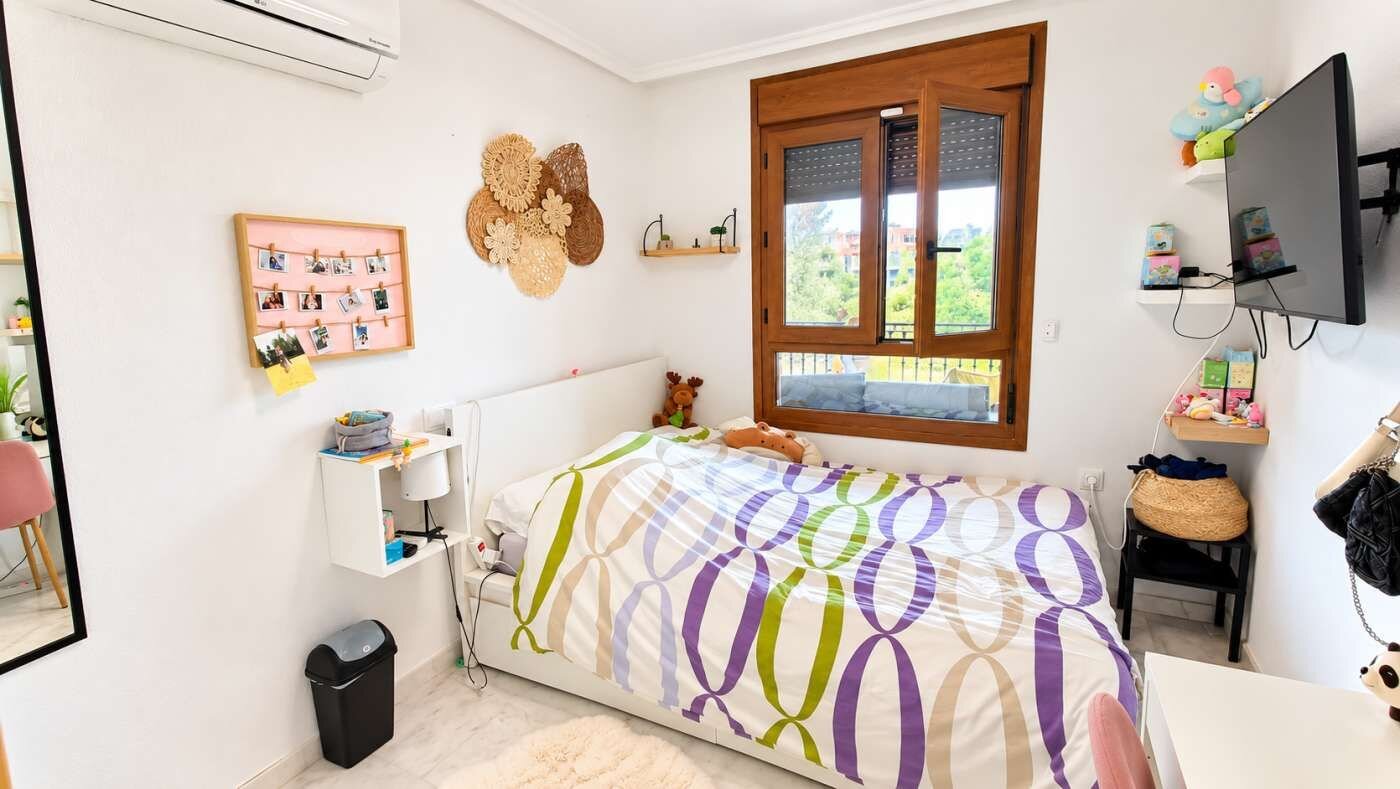 Villa de 3 Dormitorios en Comunidad Valenciana, Algorfa - Image 13