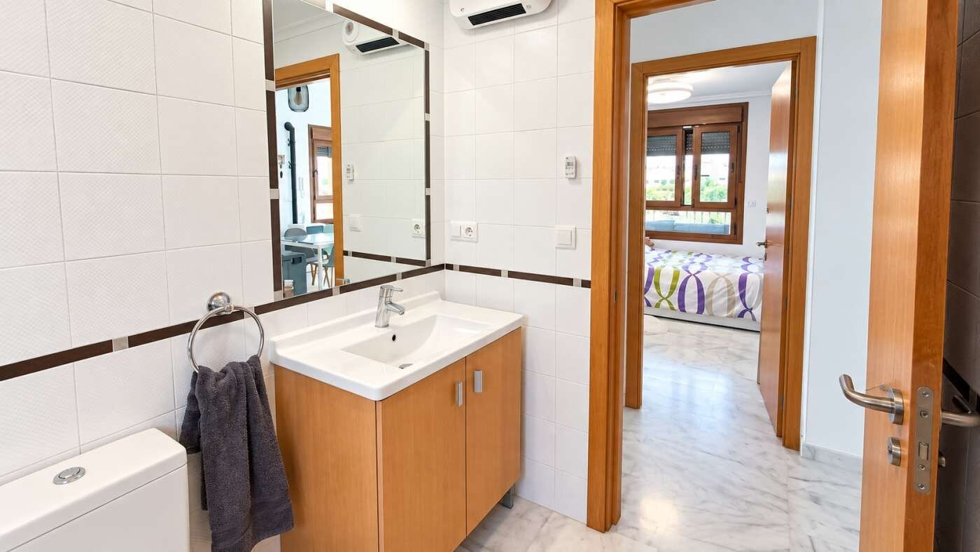Villa de 3 Dormitorios en Comunidad Valenciana, Algorfa - Image 17