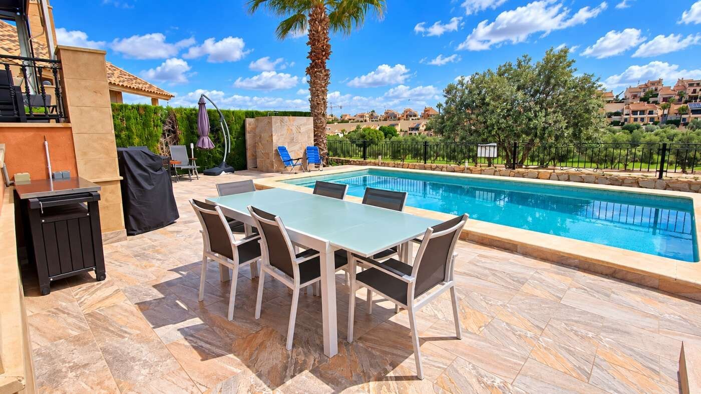 Villa de 3 Dormitorios en Comunidad Valenciana, Algorfa - Image 40