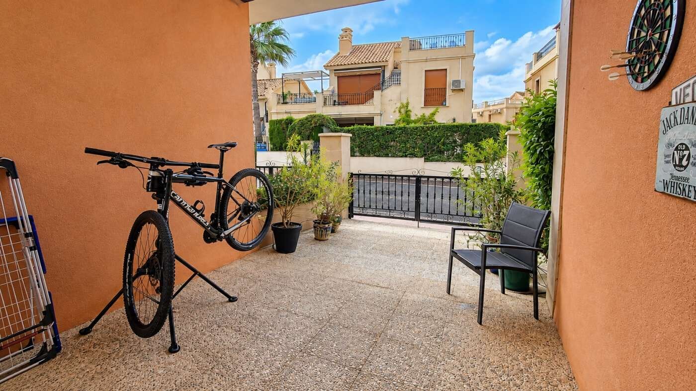 Villa de 3 Dormitorios en Comunidad Valenciana, Algorfa - Image 47
