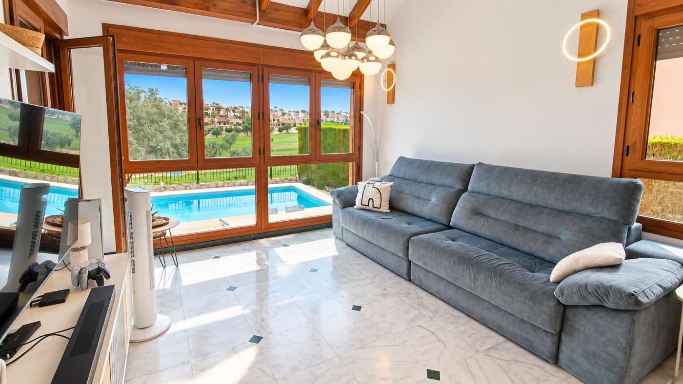 Villa de 3 Dormitorios en Comunidad Valenciana, Algorfa - Image 6