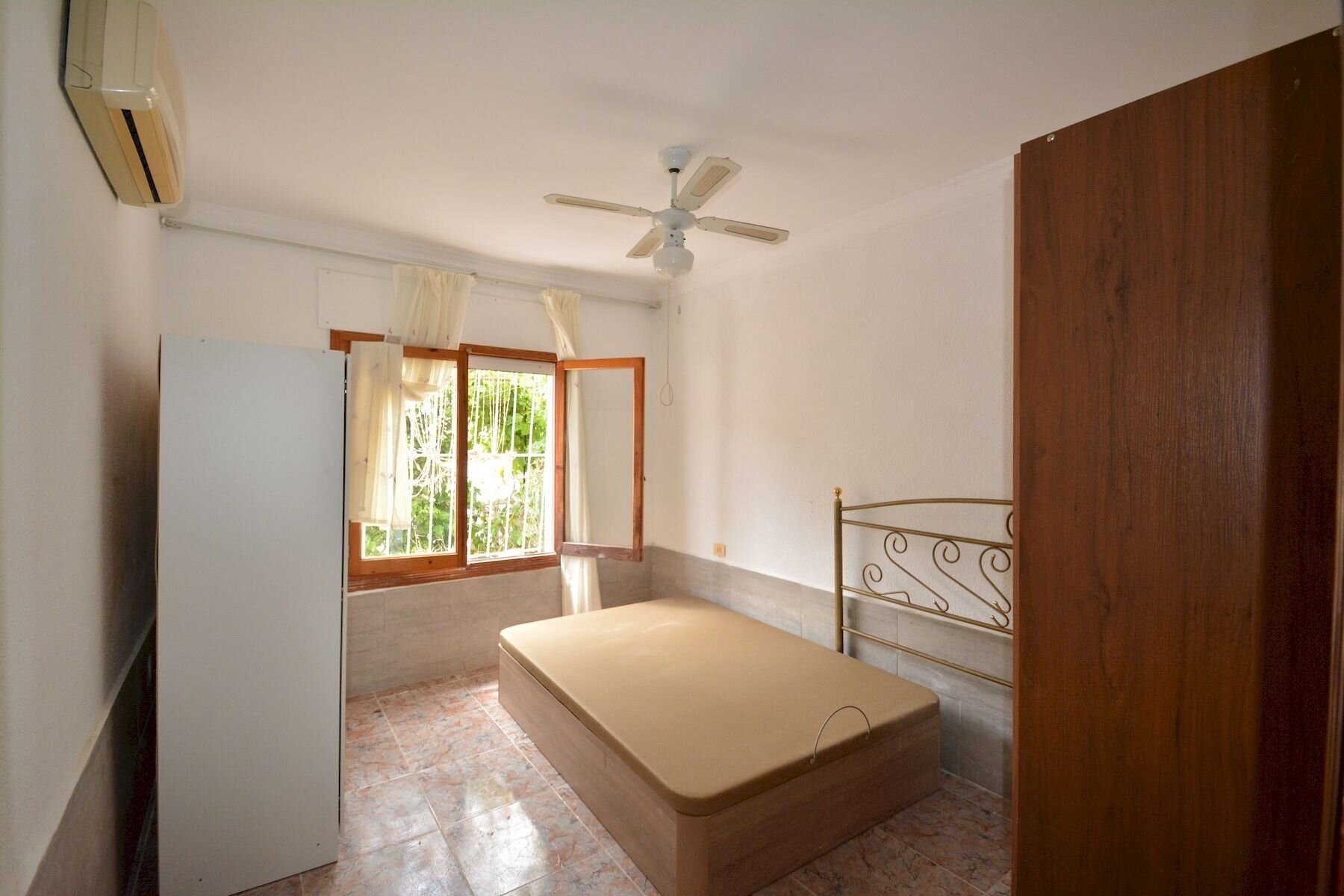Casa de 4 Dormitorios en Paraje Natural, Torrevieja - Image 18