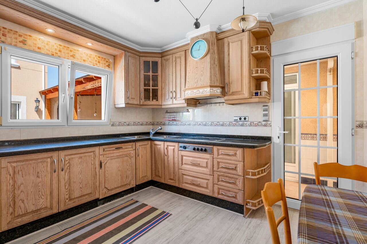 Villa de 7 Dormitorios en Pilar de la Horadada - Image 37