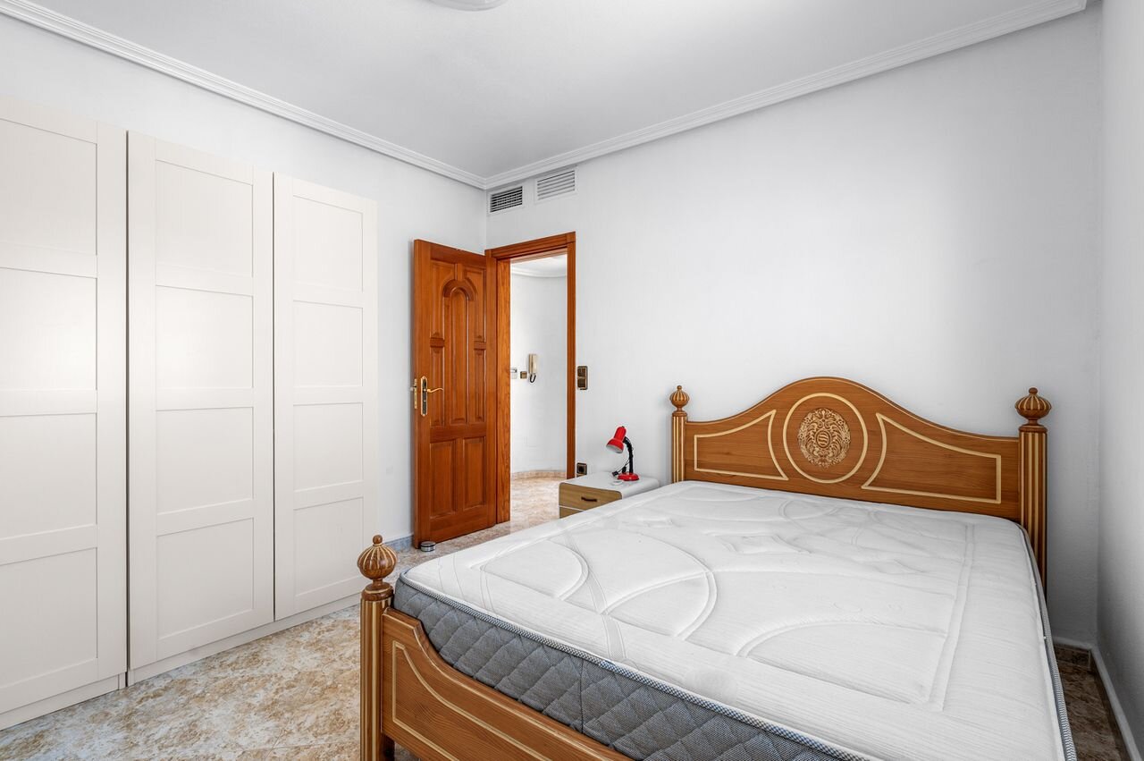 Villa de 7 Dormitorios en Pilar de la Horadada - Image 40