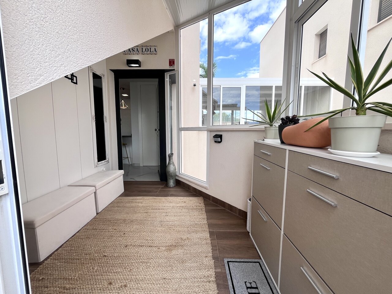 2-Bedroom Apartment in San Miguel de Salinas - Image 24