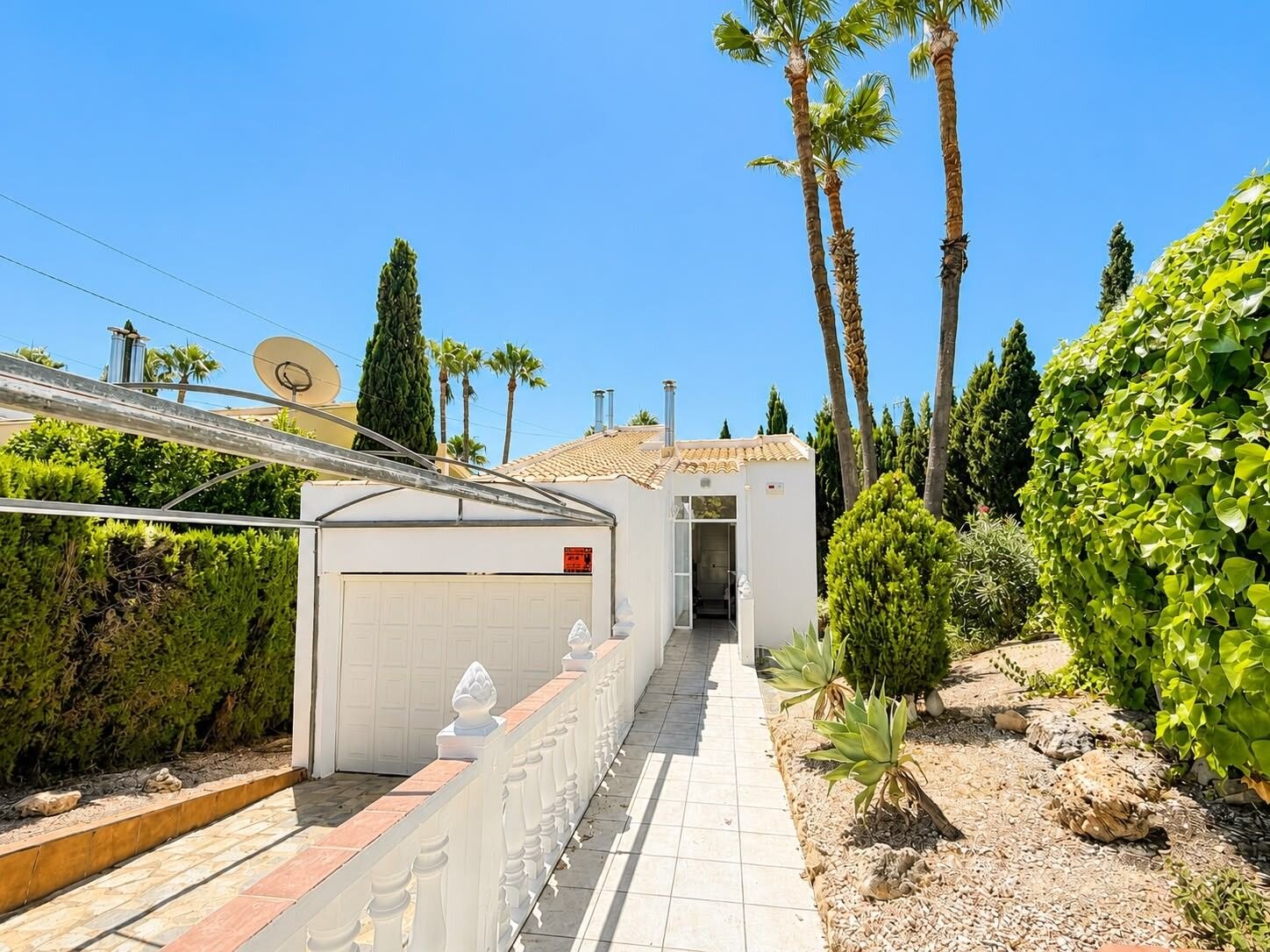 3-Bedroom Villa in Las Filipinas, Orihuela Costa - Image 3