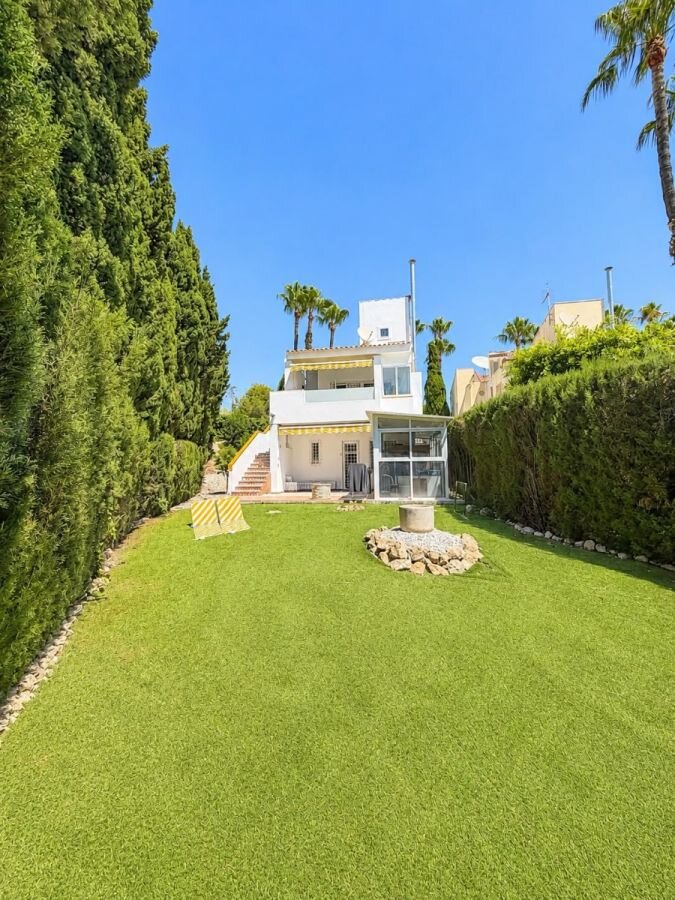 3-Bedroom Villa in Las Filipinas, Orihuela Costa - Image 8