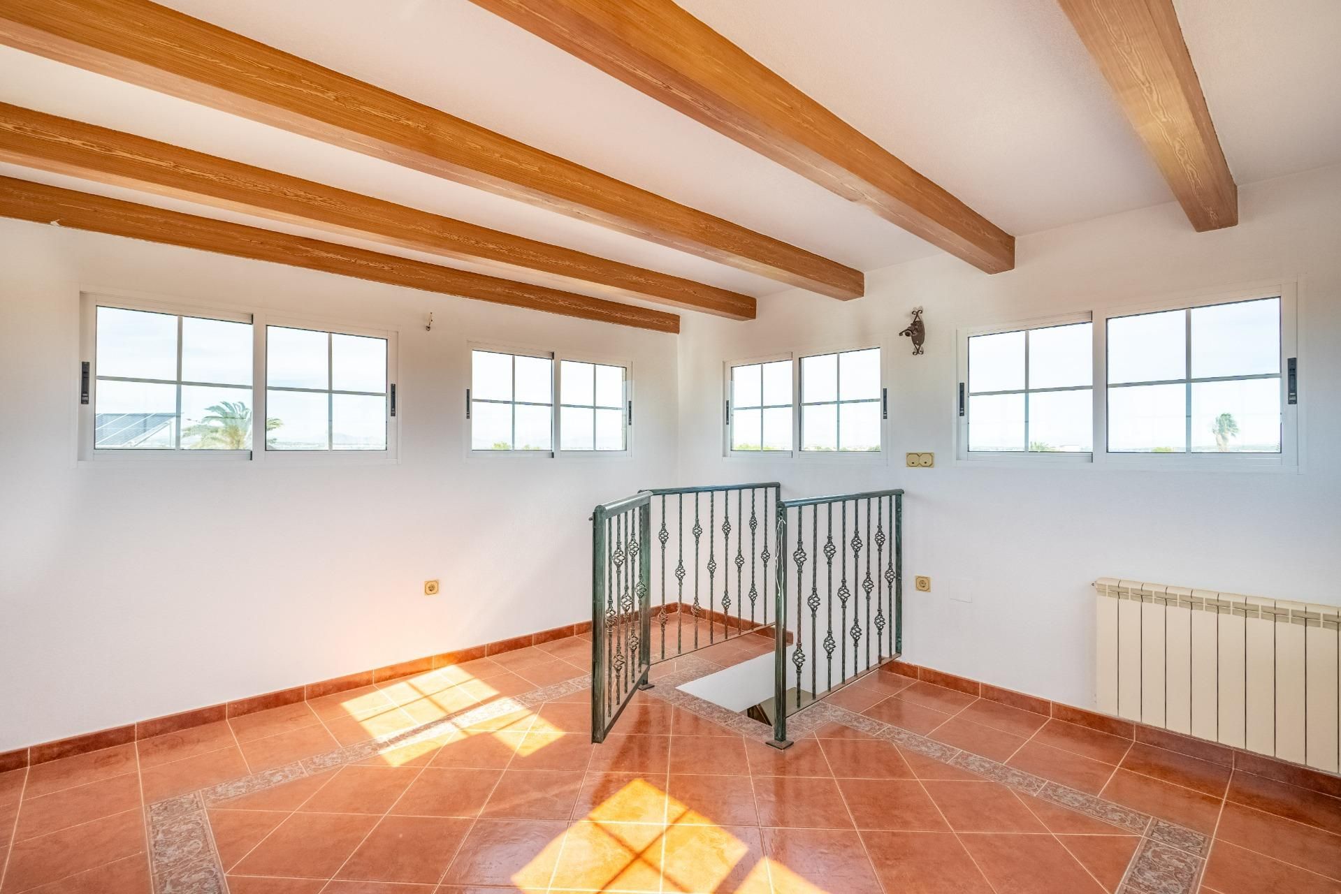 Villa met 6 Slaapkamers in La Siesta - El Salado - Torreta, Torrevieja - Image 42