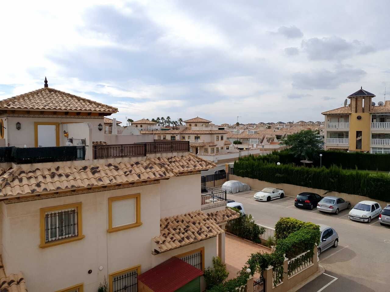 2-Bedroom Apartment in Cabo Roig, Orihuela Costa - Image 32
