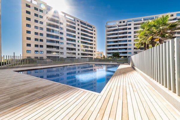 Apartamento de 2 Dormitorios en Centro, Torrevieja