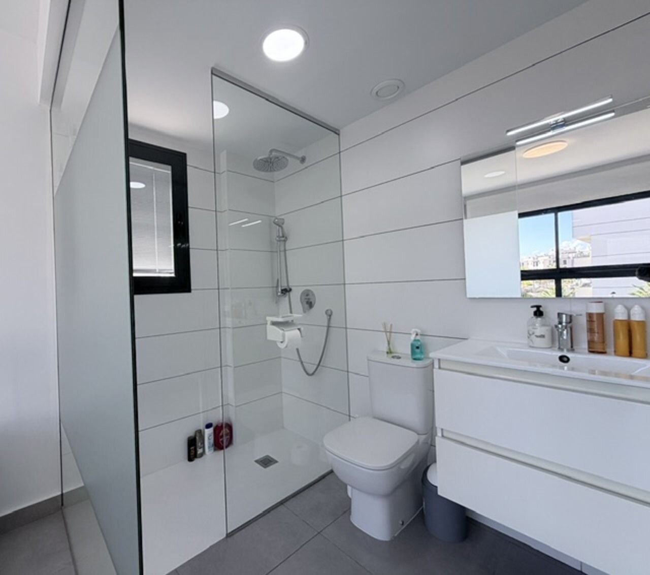 Appartement de 2 Chambres à Villamartin, Orihuela Costa - Image 11
