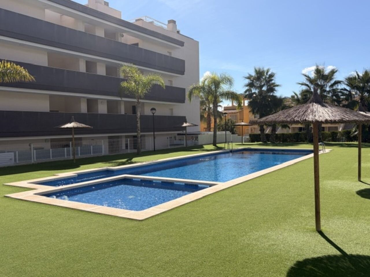 Appartement de 2 Chambres à Villamartin, Orihuela Costa - Image 19