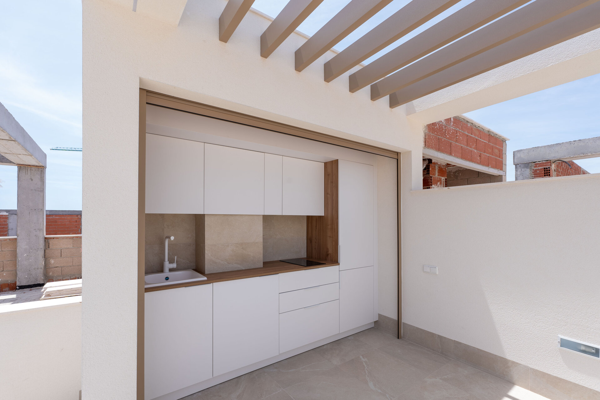 3-Bedroom Townhouse in Los Alcázares - Image 11