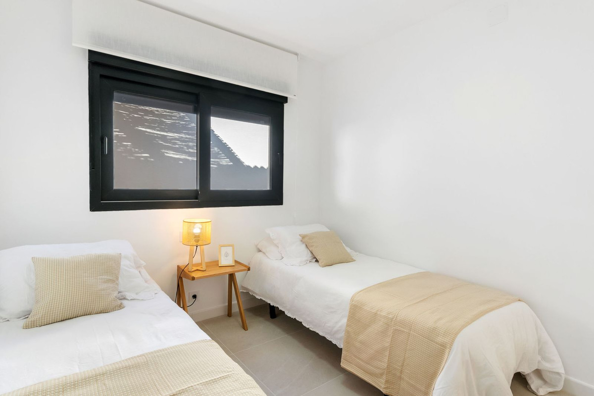 3-Bedroom Detached House in Torrevieja | Sunny Casas - C... - Image 17