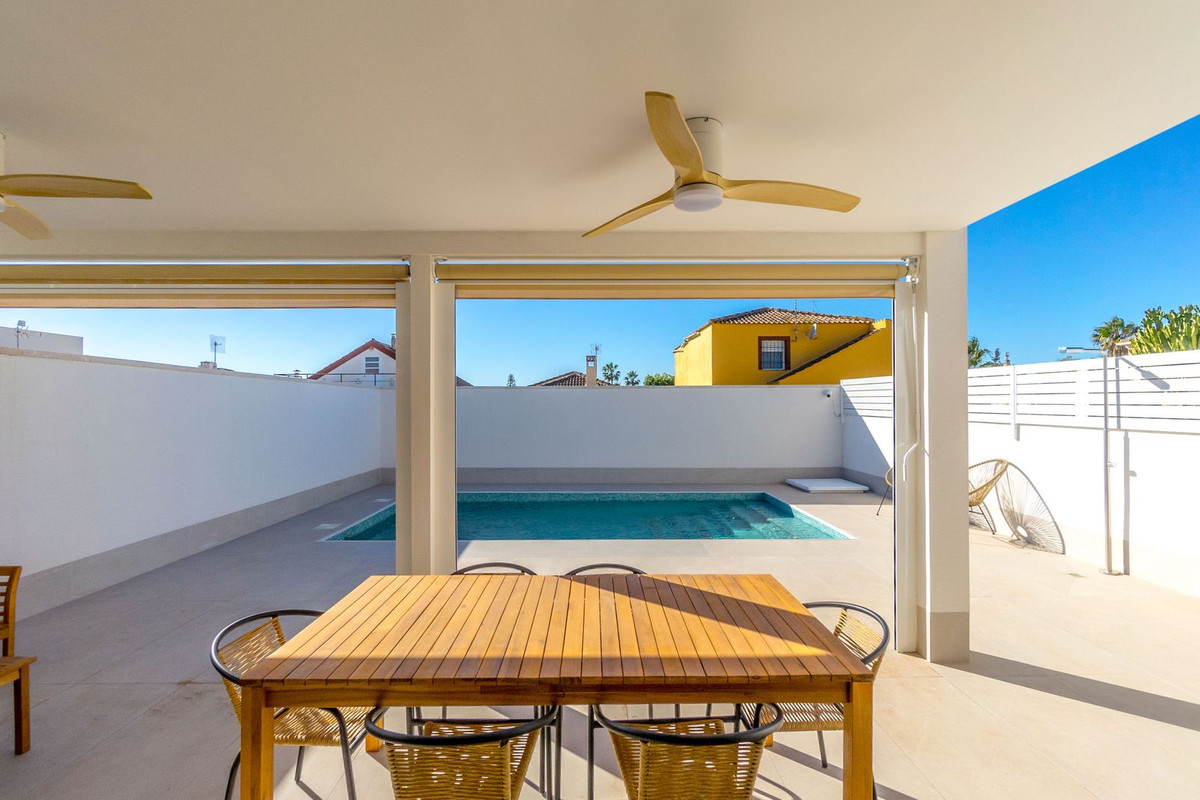3-Bedroom Detached House in Torrevieja | Sunny Casas - C... - Image 21