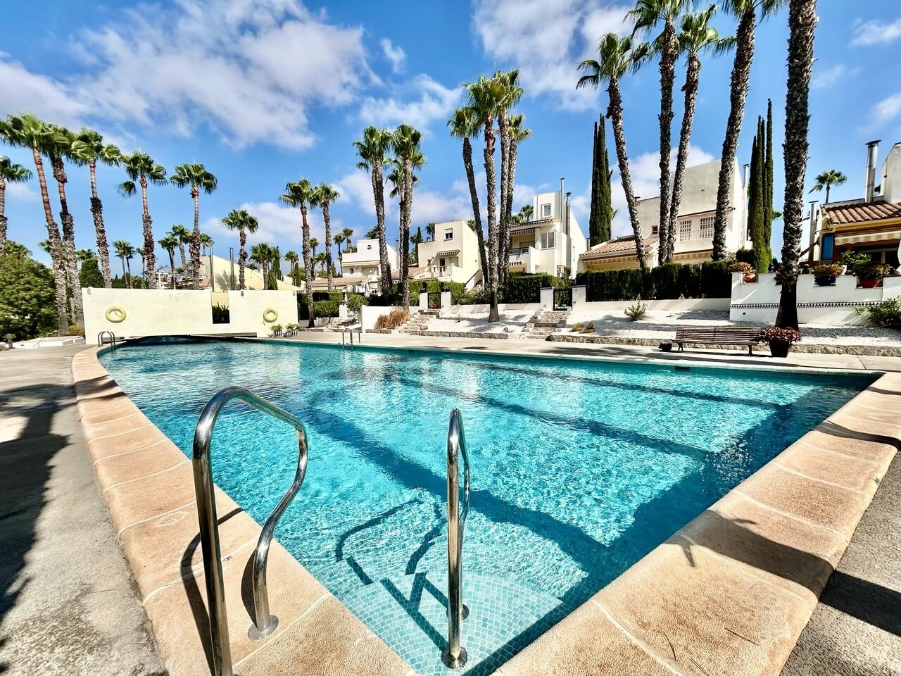3-Bedroom Villa in Villamartin, Orihuela Costa - Image 4