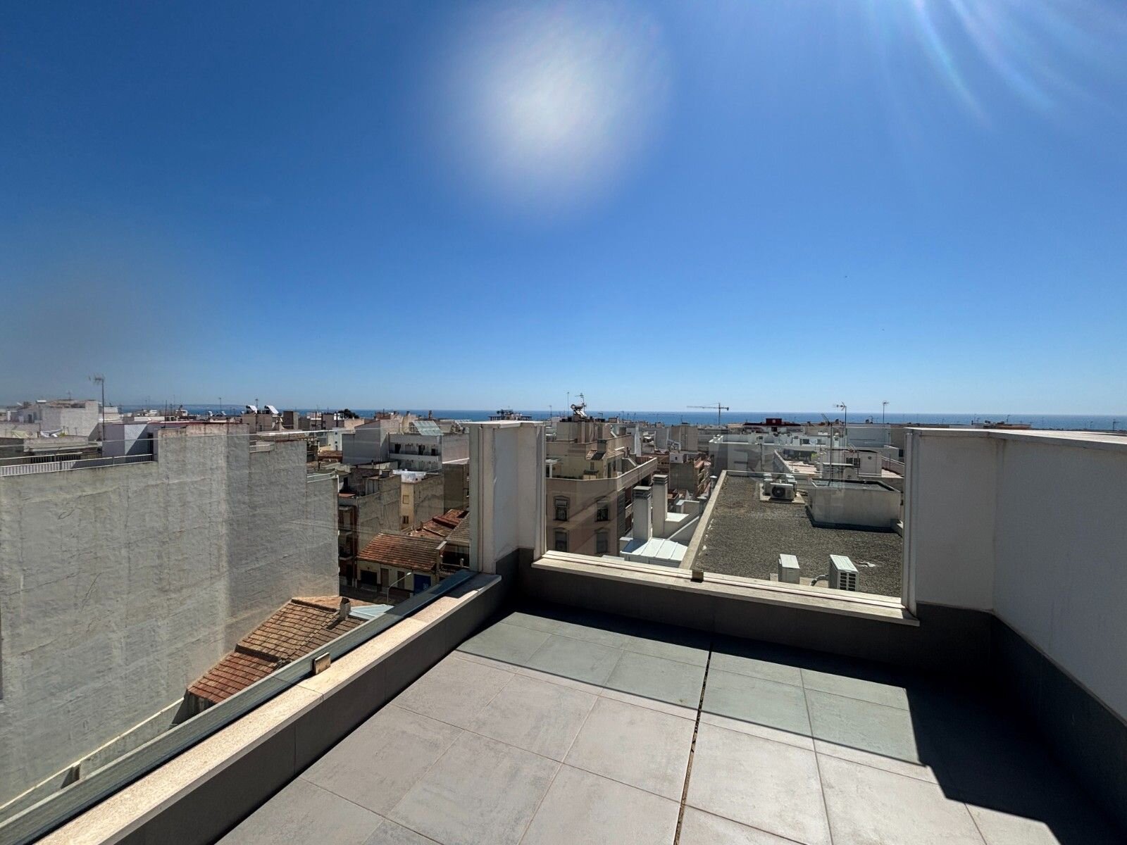 2-Bedroom Penthouse in Guardamar del Segura - Image 25