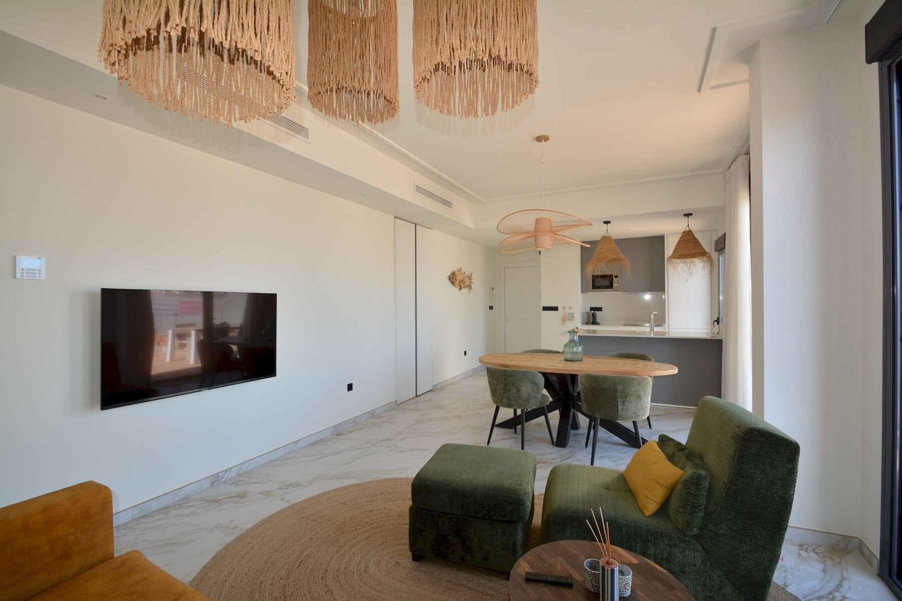 2-Bedroom Penthouse in Guardamar del Segura - Image 9