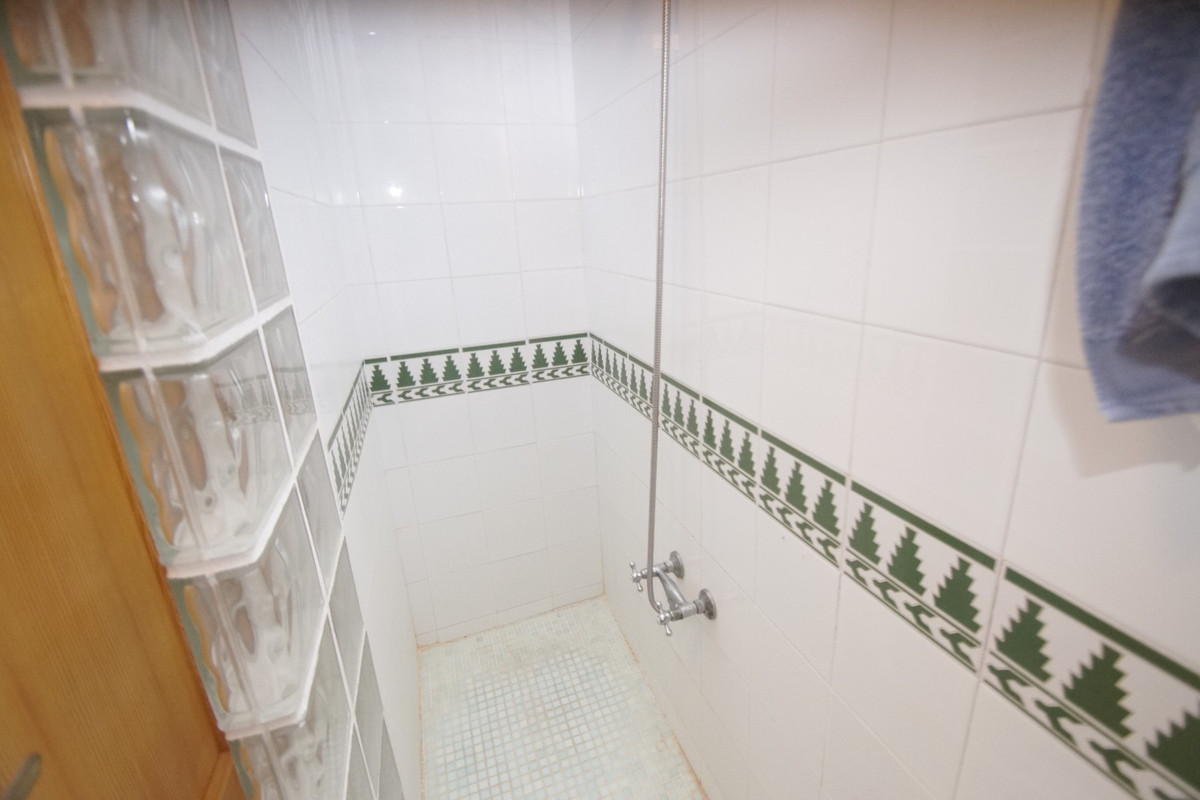 Bungalow" → "Bungalow de 3 Chambres à La Mata, Torrevieja... - Image 18