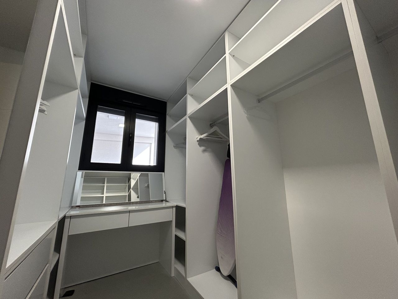 5-Bedroom Villa in La Siesta, Torrevieja - Image 20