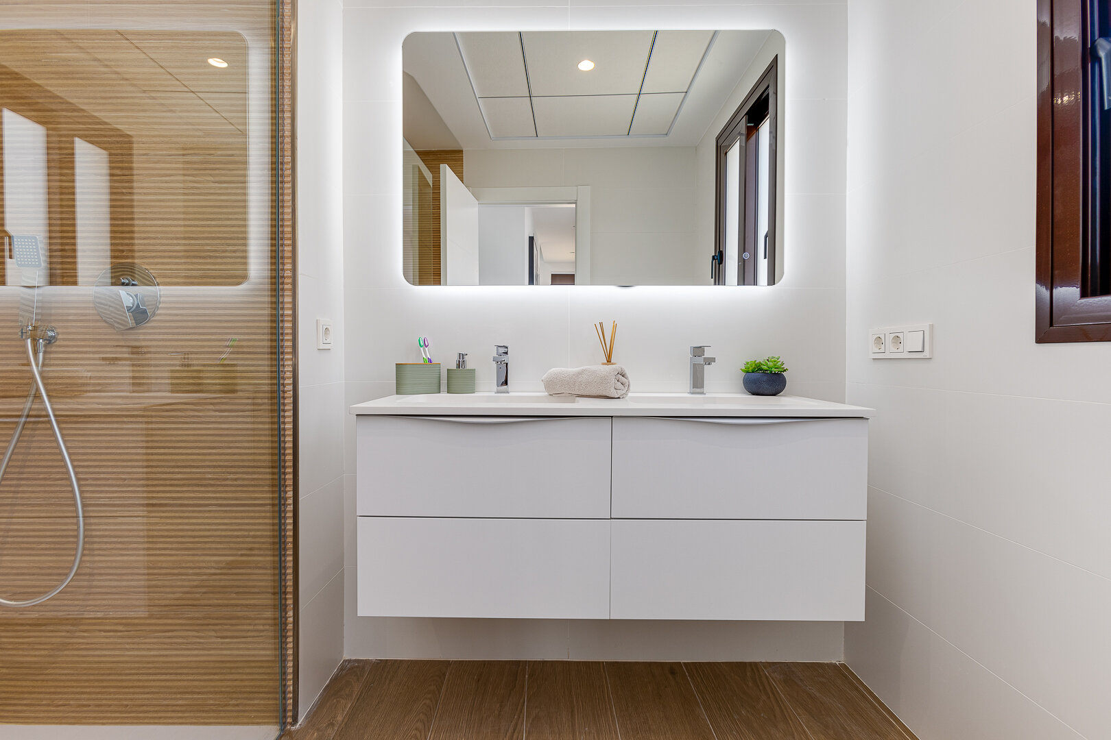 3-Bedroom Detached House in Finestrat - Image 15