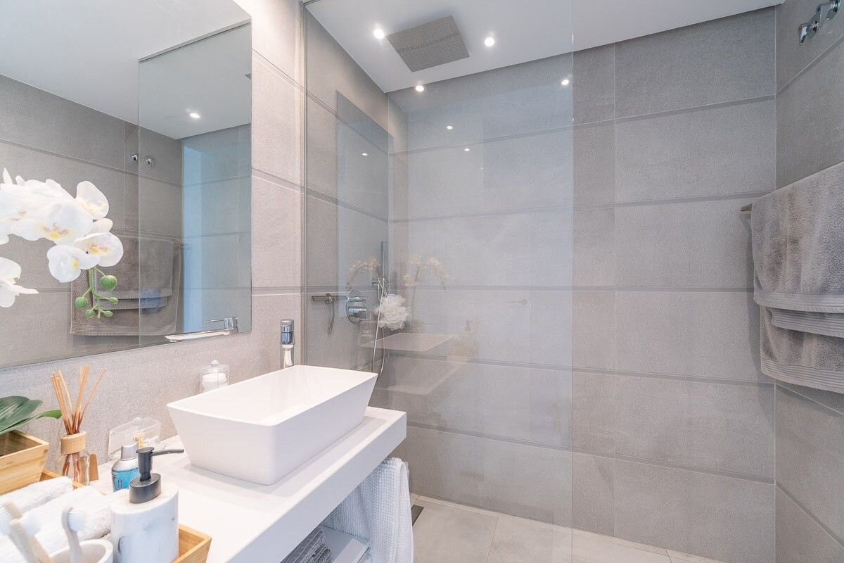 2-Bedroom Apartment in Guardamar del Segura - Image 21
