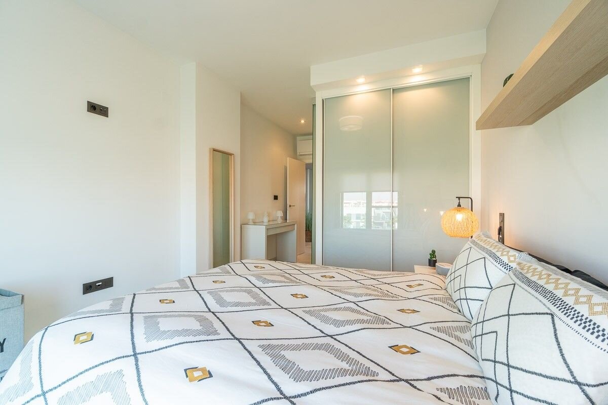 2-Bedroom Apartment in Guardamar del Segura - Image 23