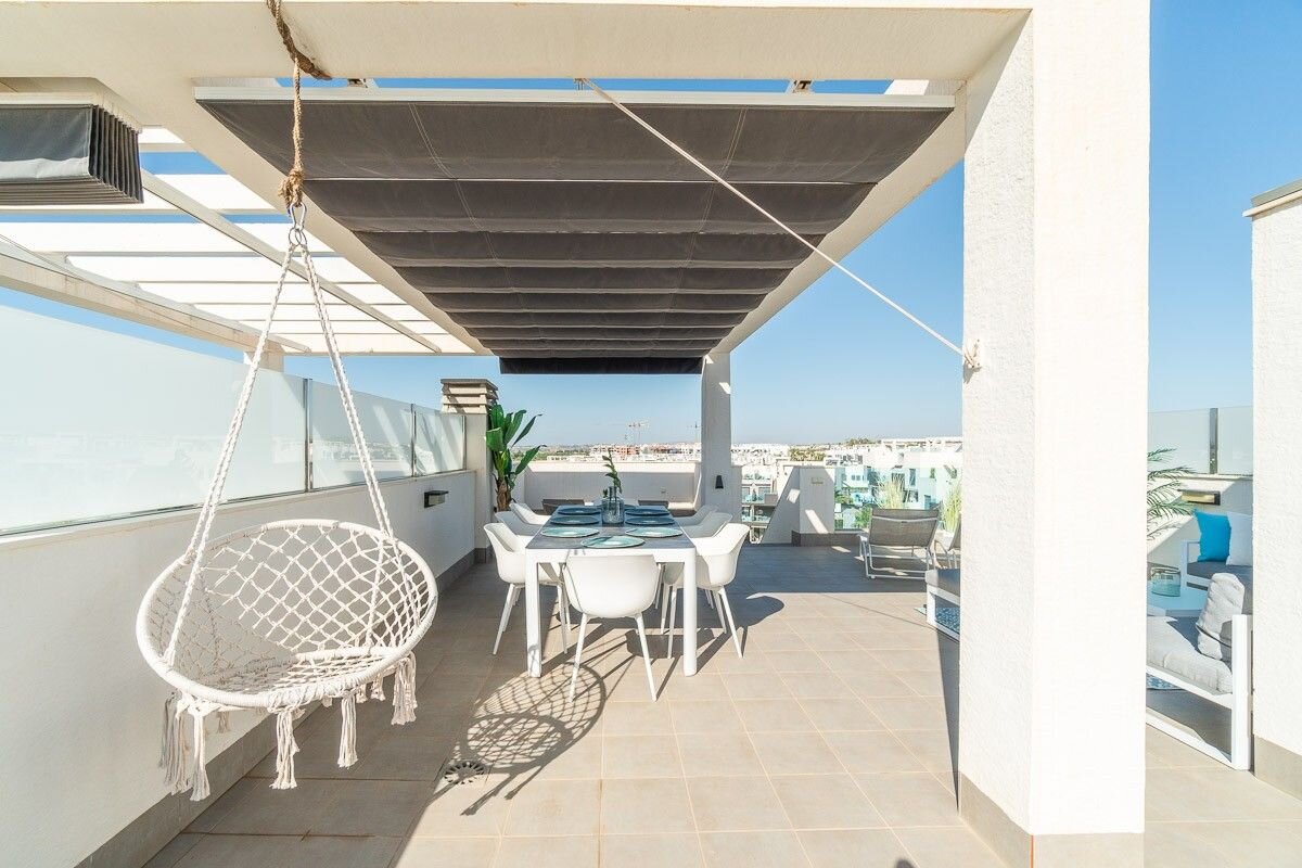 2-Bedroom Apartment in Guardamar del Segura - Image 31
